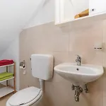 Σπίτι διακοπών Stunning In With Sauna Kunj