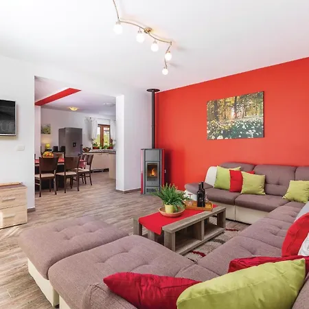 4 Bedroom Beautiful Home In Kunj * Kunj